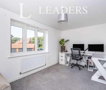 Whiteley Way, SO30 - Photo 1