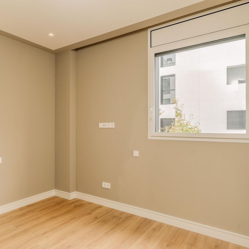 Piso de alquiler en Rda. Jean Monnet 230-238, Sabadell, 230-, Can Gambús - Photo 1