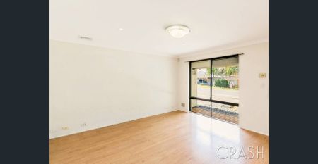 4x2 House in Leda with Garden - Photo 2