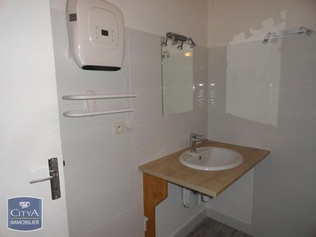 Location Appartement 1 pièce 37m² ST ETIENNE 42100 - Photo 5