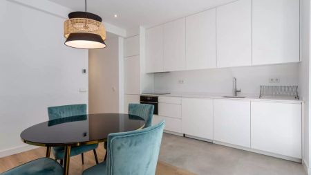 2-bedroom apartment for rent in Universidad, Madrid. - Photo 2