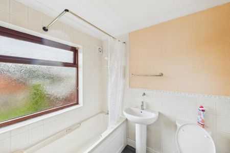 2 bedroom detached house to rent - Photo 3