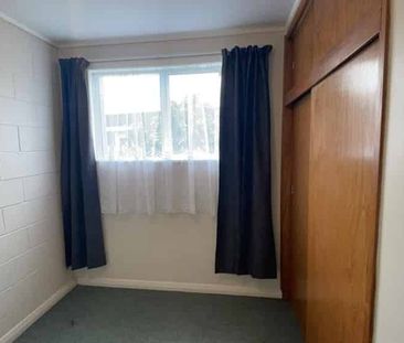 Cosy 2 bedroom unit - Photo 1
