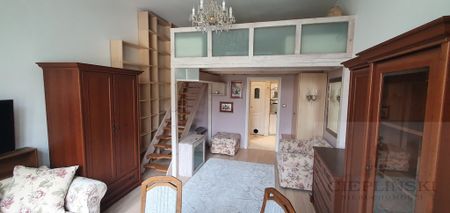 Kawalerka Zygmunta Starego przy Parku Żeromskiego. - Zdjęcie 3