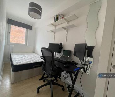 3 bedroom maisonette to rent - Photo 4