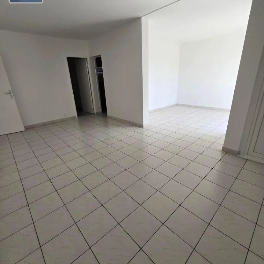 Appartement à louer 4 pièces 67.5m² - Photo 1