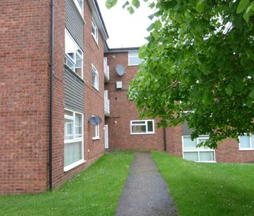 1 bedroom Flat - Woburn Close, Stevenage - Photo 3