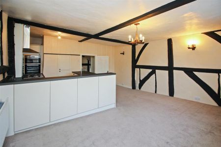 2 bedroom maisonette to rent - Photo 5