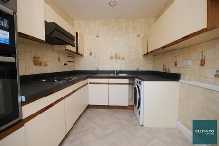 2 bedroom apartment to rent - Photo 4