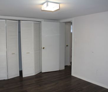 For Lease - 8 Burnelm Drive, Toronto, Ontario - Photo 6