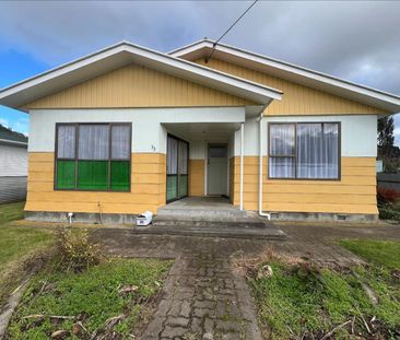 Character family home in Aramoho - Photo 6