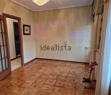 Alquiler de piso en Calle Máximo Fernández Cocañín - Photo 2