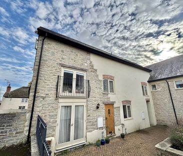 Hele Manor Barns, Hele, Taunton - Photo 3