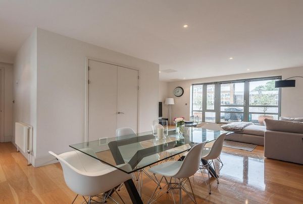 2 bedroom apartment to rent - Photo 1