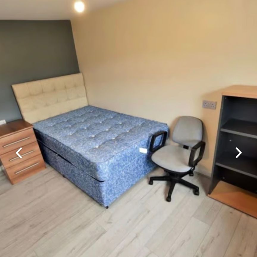 3 Bed - 8A Monkbridge Street, Headingley, Leeds - LS6 4HL - Student - Photo 1