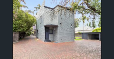 Charm-Filled Unit in a Brilliant Location - Photo 5