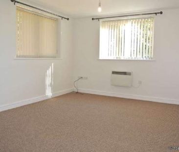 2 bedroom property to rent in Blackpool - Photo 2