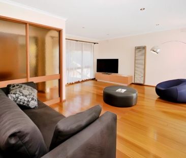 5 Bed, 3 Bath - Photo 2