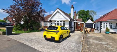 4 bedroom bungalow to rent - Photo 3