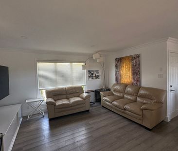 7 202e Avenue - Photo 3