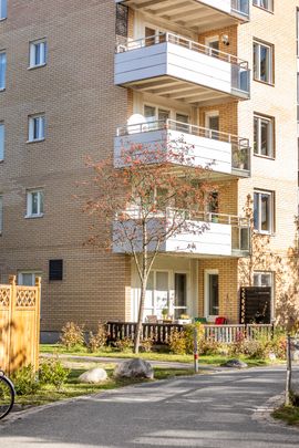 Bjursätragatan, Bandhagen - Photo 1