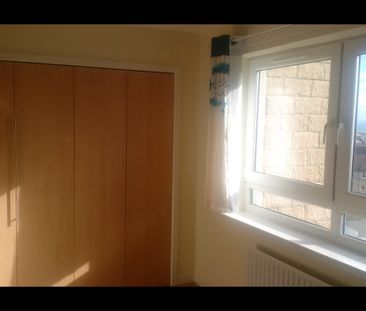 2 Bed Flat, Hawkhill Close, EH7 - Photo 5