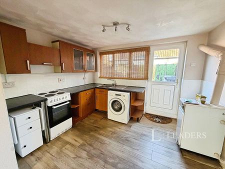 2 bedroom terraced house to rent - Photo 5