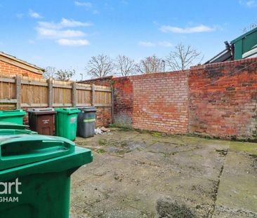 1 bedroom in a house share to rent - Photo 6