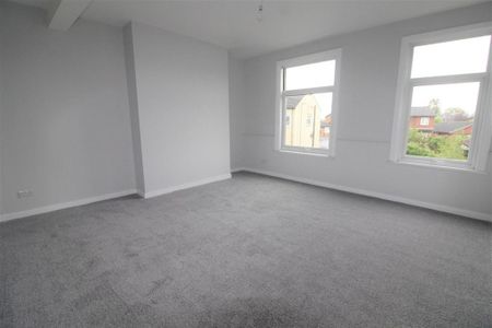 4 bedroom terraced house to rent - Photo 3