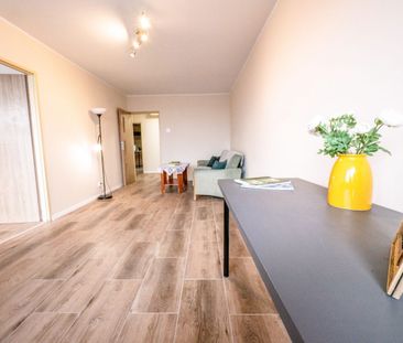 3 pokojowe mieszkanie - os. Gwiazdy Katowice - Zdjęcie 1