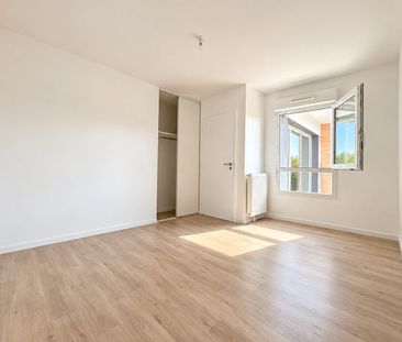 Location Appartement 2 pièces 46m² PLESCOP 56890 - Photo 2