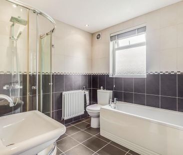 2 bedroom end of terrace house to rent - Photo 1