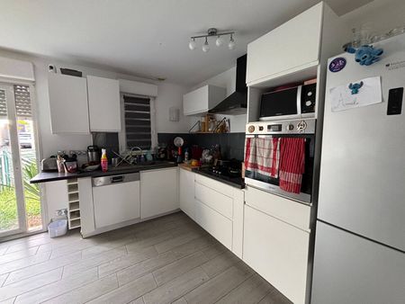 Location maison 5 pièces 94 m² à Évreux (27000) - Photo 2