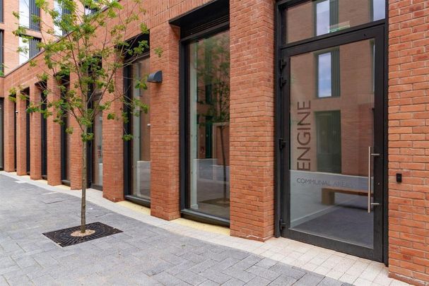 1 bedroom in a flat share to rent - Photo 1