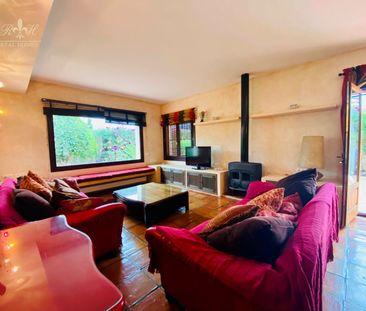 PRECIOSO CHALET EN ALQUILER EN EL CENTRO DEL ALBIR - Foto 1