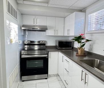 For Lease - 3551 Burningelm Crescent, Mississauga, Ontario - Photo 3