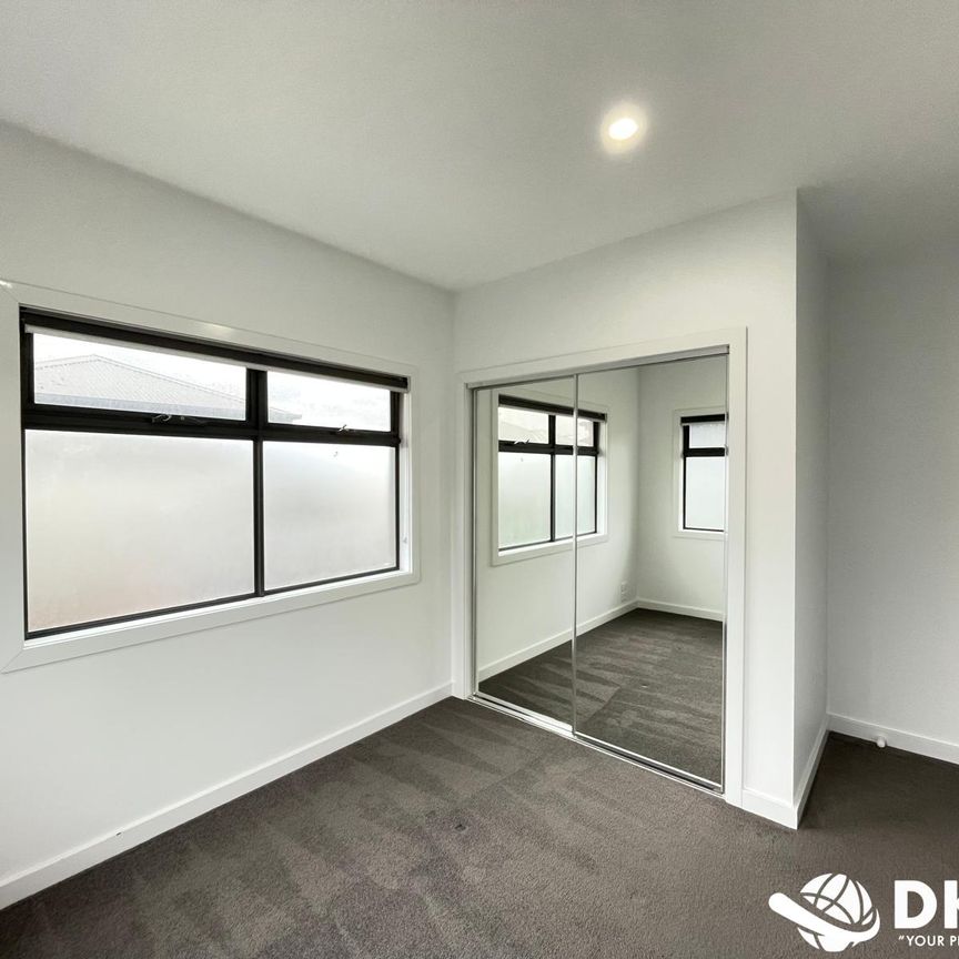 Comfy and Convenience Location - Photo 1