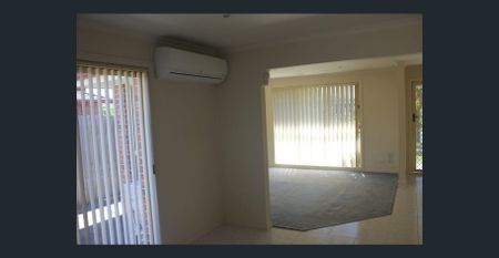 Well-Presented 2-Bedroom Unit in a Prime Altona Meadows Location - Photo 3