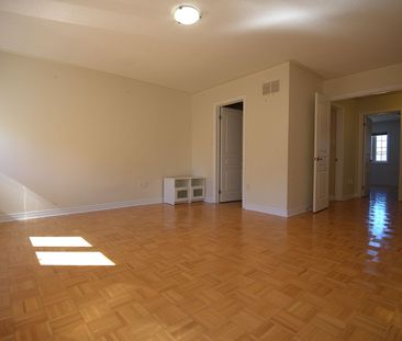 For Lease - 70 Thomas Legge Crescent, Richmond Hill, Ontario - Photo 4