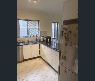 2/916 Forest Road, Peakhurst, NSW 2210 - Photo 3