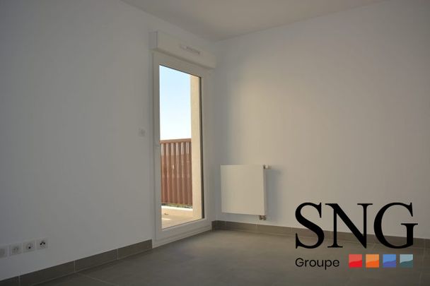 T2 AVEC BALCON ET PARKING - Photo 1