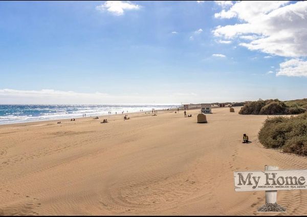 081-716 Two-storey bungalow for rent in Maspalomas