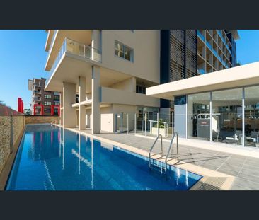 506A/8 Bourke Street, Mascot, NSW 2020 - Photo 6