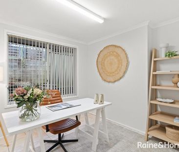 Family Home in quiet cul de sac - Photo 4