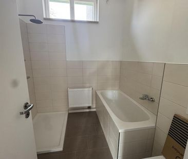 Historische Villa in neuem Glanz - Stilvolles Wohnen in saniertem A... - Photo 2