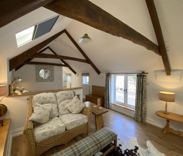 Huish Champflower, Taunton - Photo 3