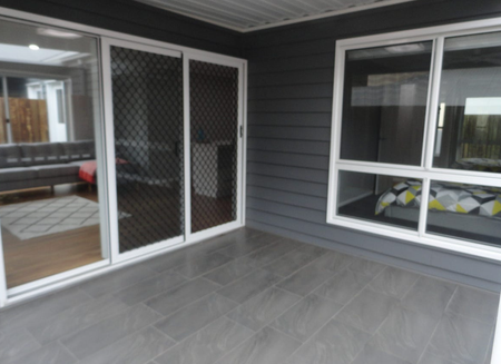 Stylish Modern 2-bedroom unit - Photo 2