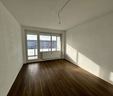 Schöne 3 Zimmerwohnung mit Südbalkon! - Photo 2