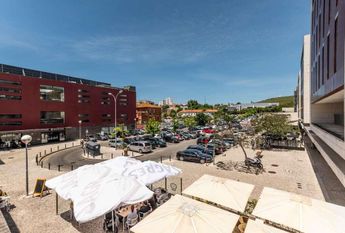 2 Bedroom Apartment with a view, Alto de Algés, Oeiras