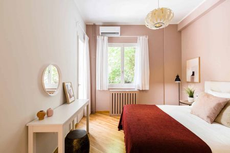 Classy & Charming 1BD Apartment in Kolonaki - Photo 3
